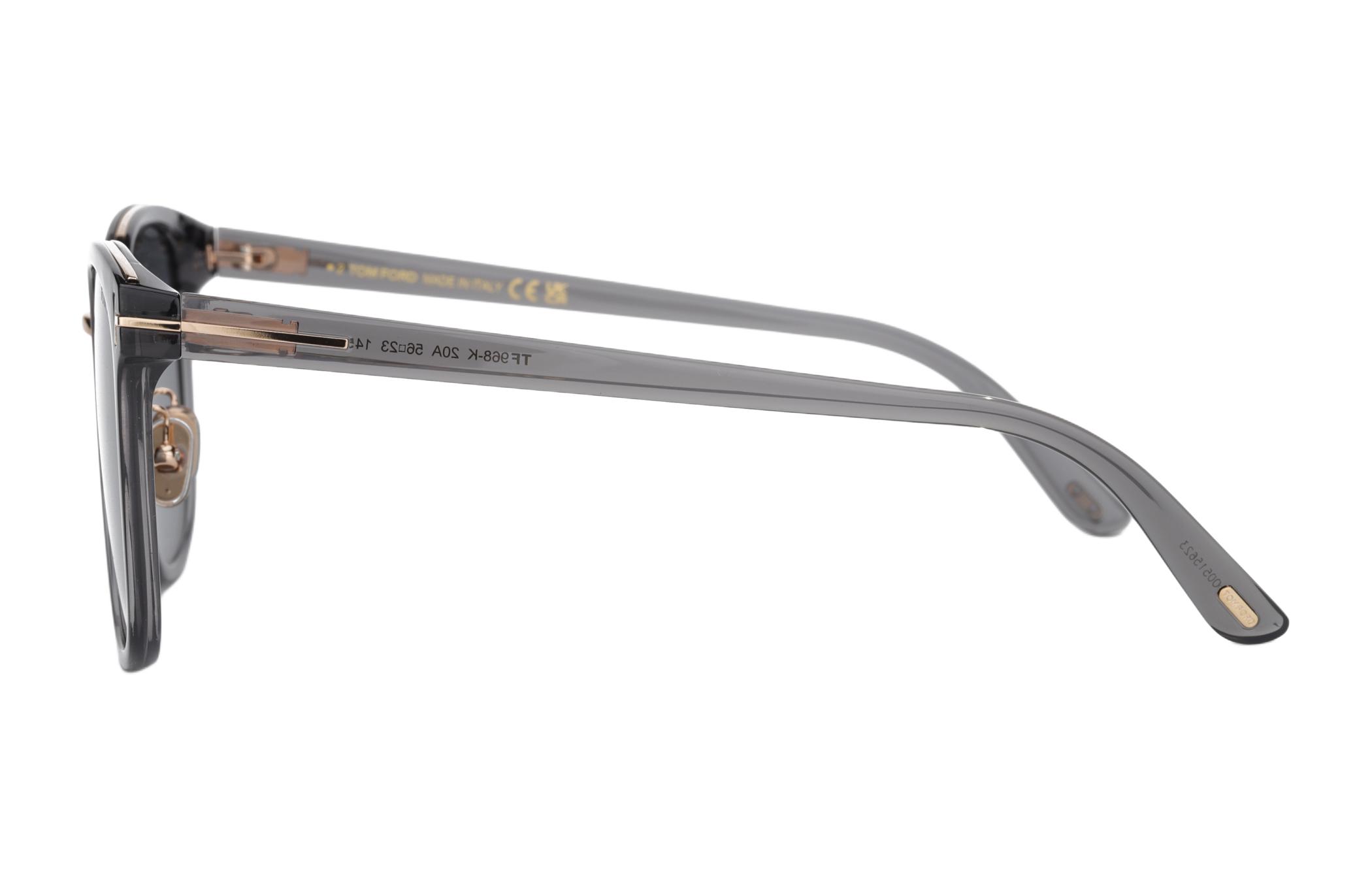 Shop TOM FORD 男女通用灰色不規則太陽眼鏡附品牌標誌細節。 TF968-K-20A-56