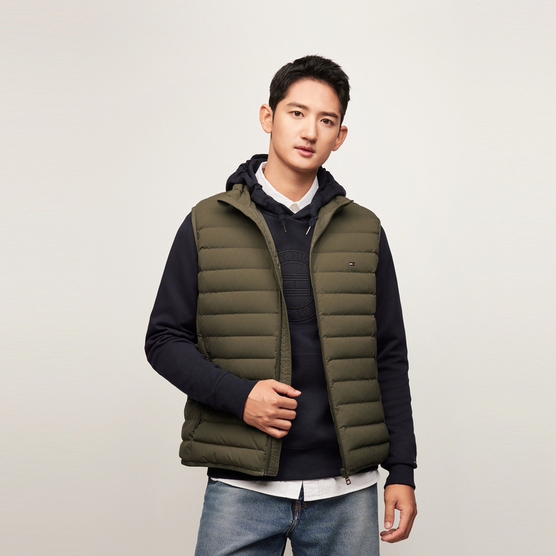 Tommy Hilfiger  90% Down Lightweight Water-Resistant Puffer Vest Jacket MW0MW36758 圖 8