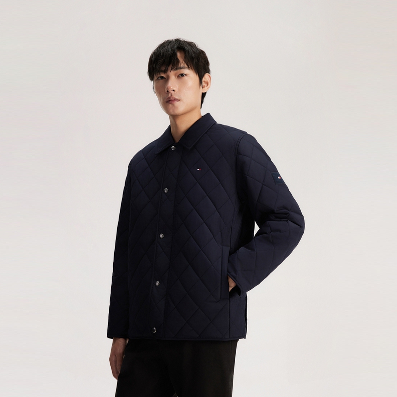 Shop Tommy Hilfiger 城市逃逸防水復古絎縫翻領外套 MW0MW35257