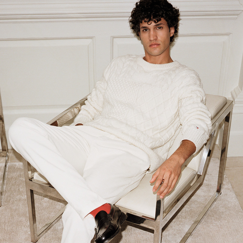 Shop 汤米·希尔费格 灯芯绒复古经典直筒休闲裤 米白色 MW0MW36693YBI