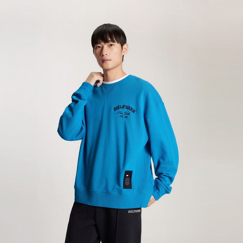 Shop 汤米·希尔费格 刺绣标志宽松版圆领卫衣 深蓝色 MW0MW31509