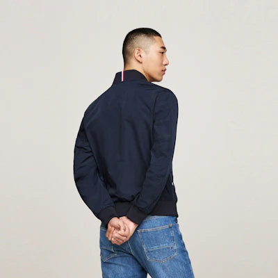 湯米希爾費格 海軍藍商務休閒飛行夾克附口袋設計 MW0MW35658 Purchase 湯米希爾費格 海軍藍商務休閒飛行夾克附口袋設計 MW0MW35658