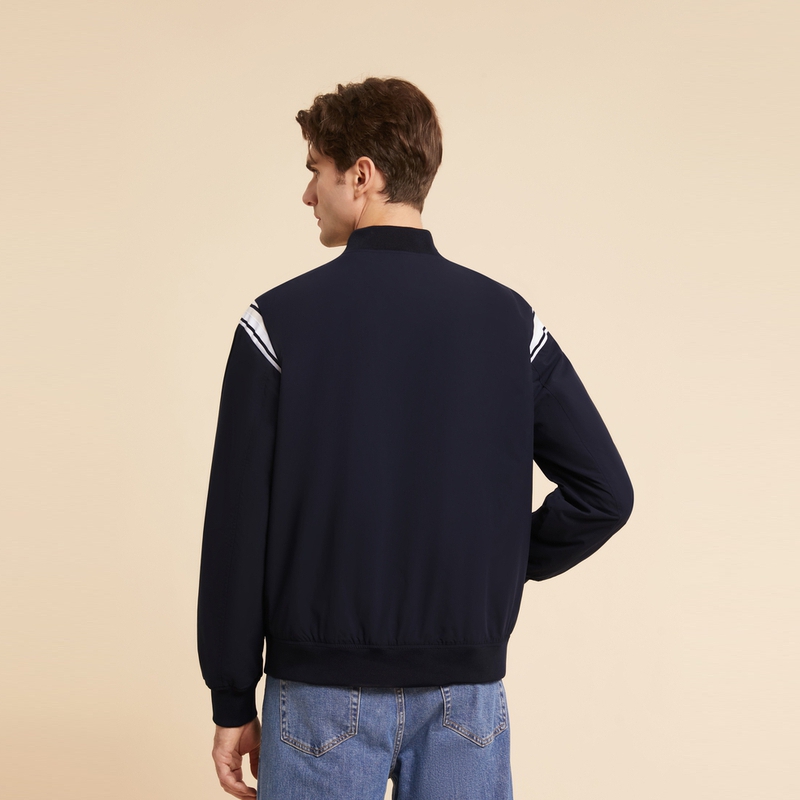 Purchase Chaqueta Bomber Azul Marino Tommy Hilfiger con Bordado y Broche a Presión. 78J8851