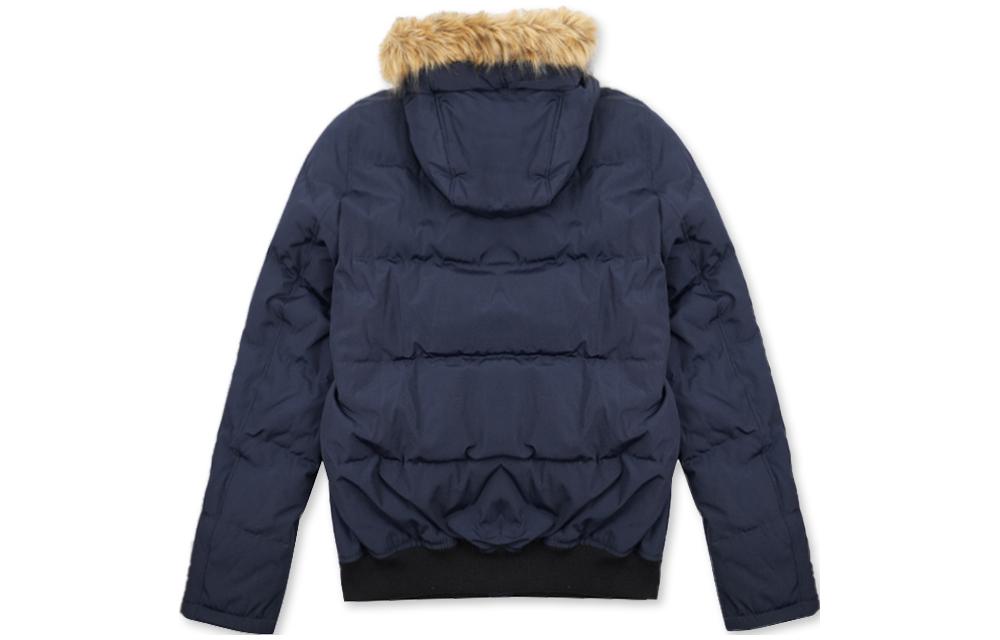 Lookbook 汤米·希尔费格 深蓝色刺绣标志连帽羽绒夹克. 159AP863-NAVY