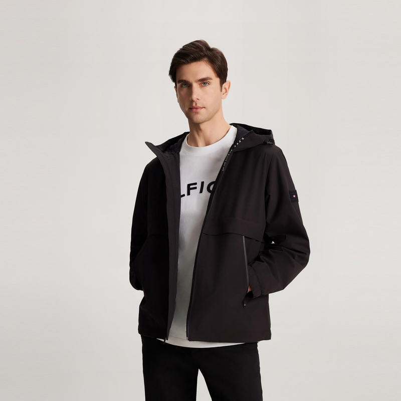 Shop Tommy Hilfiger 防水戶外印花軟殼外套 78JA263