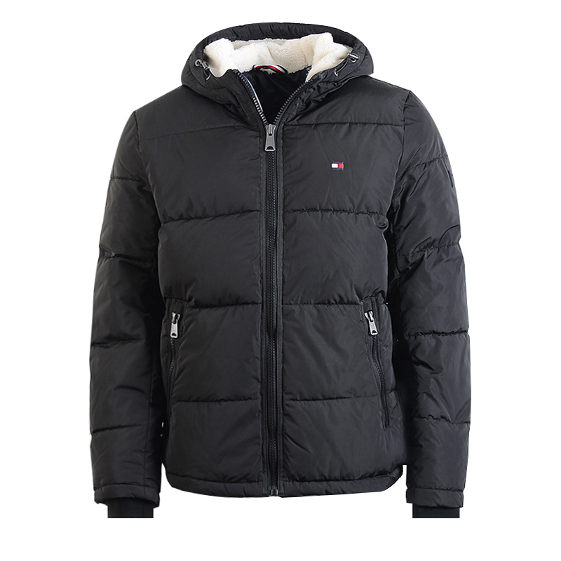 Lookbook Tommy Hilfiger 冬季連帽防風羽絨外套 戶外風格 150AP123