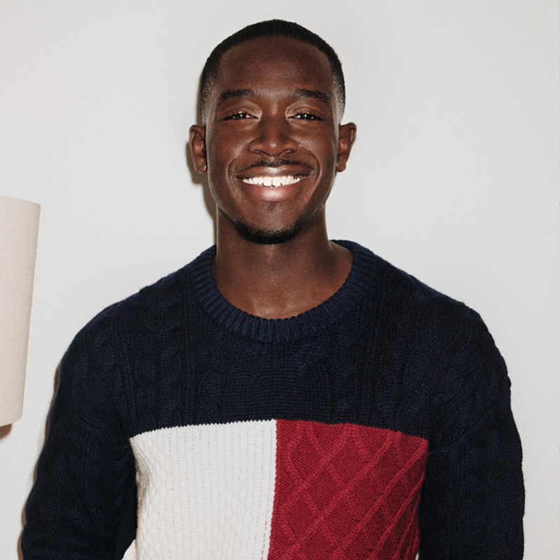 Shop Tommy Hilfiger 羊毛混紡麻花編織圓領毛衣. MW0MW36546