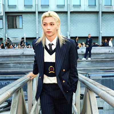 汤米·希尔费格 毛呢混纺V领无袖针织毛衣 蓝白色 MW0MW36551 Shop 汤米·希尔费格 毛呢混纺V领无袖针织毛衣 蓝白色 MW0MW36551