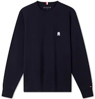 Tommy Hilfiger Embroidered Logo Crewneck Sweatshirt Pullover MW0MW34400 Tommy Hilfiger Embroidered Logo Crewneck Sweatshirt Pullover MW0MW34400