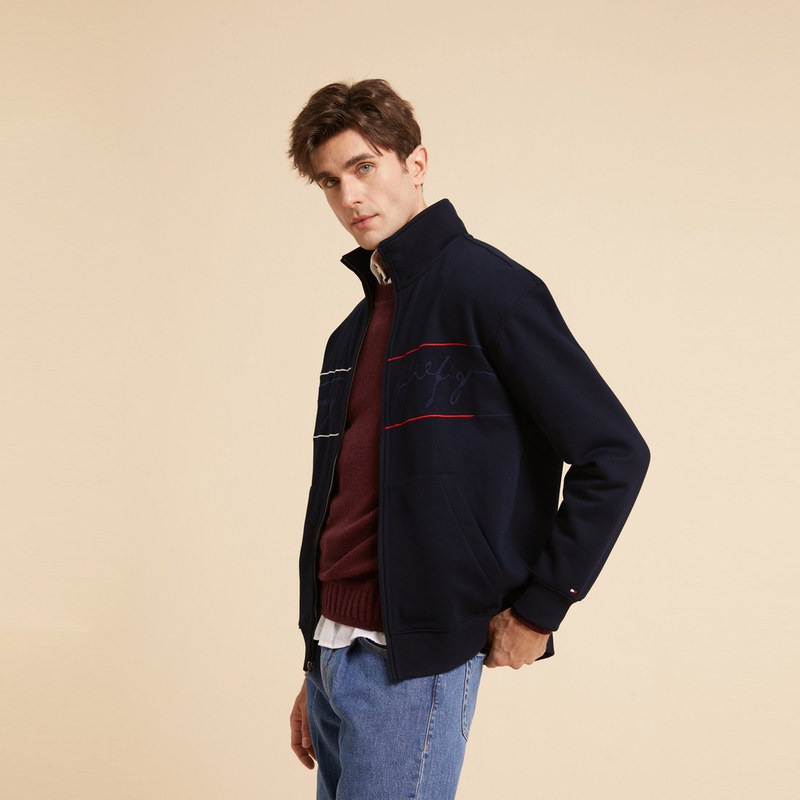 Shop Tommy Hilfiger 刺繡羊毛拉鍊厚外套毛衣 78J8940