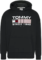 Order Tommy Hilfiger FW22 Black Pullover Sweatshirt with Letter Print DM0DM15009-BDS