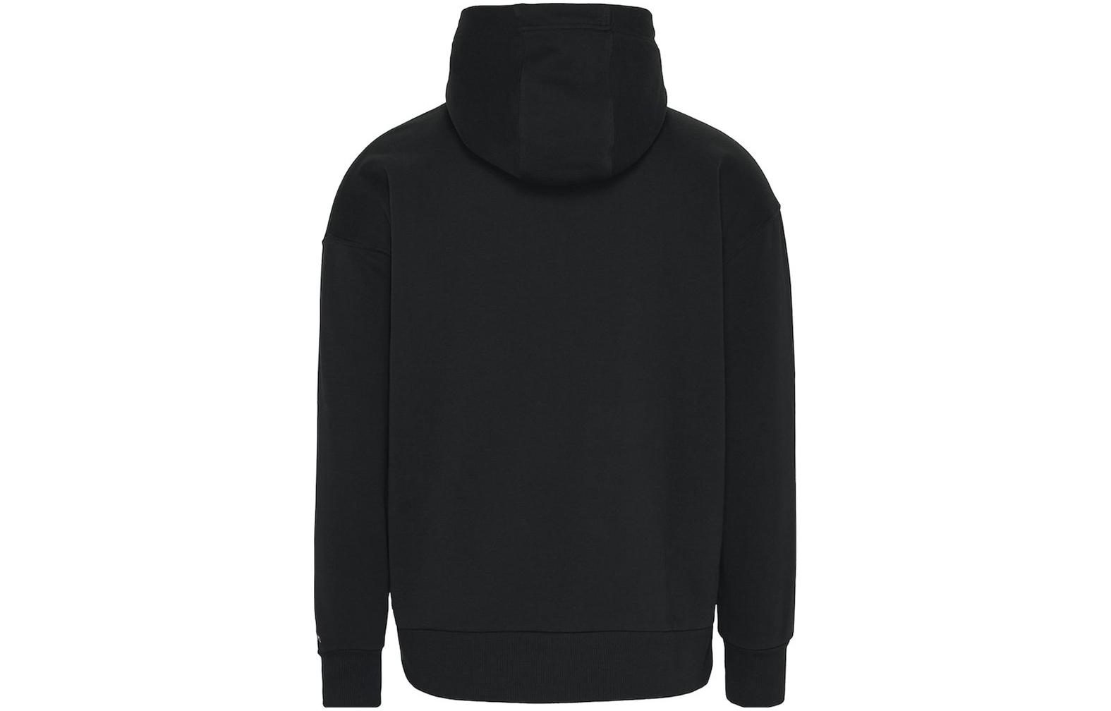 Lookbook Tommy Hilfiger FW22 Sweatshirt Hitam dengan Cetakan Huruf. DM0DM15009-BDS