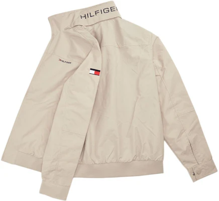 Tommy Hilfiger FW22 海軍藍防風防水休閒徽標外套 C837885438-426 Lookbook Tommy Hilfiger FW22 海軍藍防風防水休閒徽標外套 C837885438-426