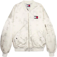 Tommy Hilfiger FW23 Unisex Logo Loose-Fit White Long-Sleeve Down Jacket DM0DM17297 Tommy Hilfiger FW23 Unisex Logo Loose-Fit White Long-Sleeve Down Jacket DM0DM17297