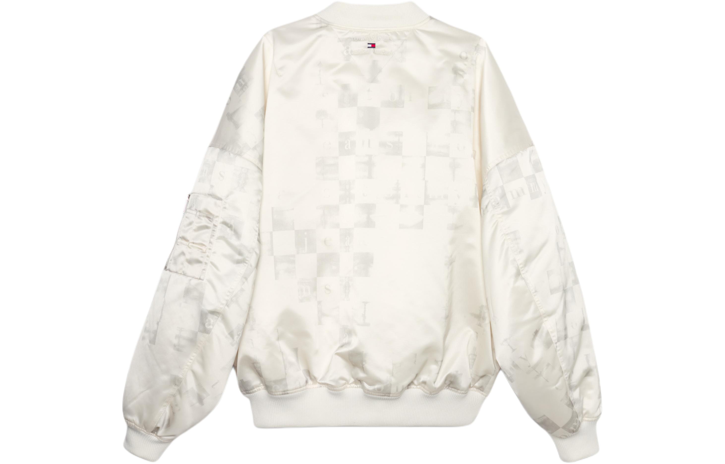 Lookbook 汤米希尔费格 FW23 男女宽松版白色长袖羽绒夹克 DM0DM17297