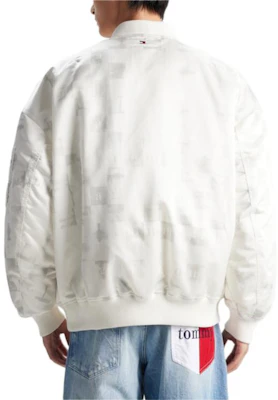 汤米希尔费格 FW23 男女宽松版白色长袖羽绒夹克 DM0DM17297 Purchase 汤米希尔费格 FW23 男女宽松版白色长袖羽绒夹克 DM0DM17297
