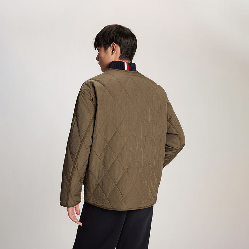 Purchase Tommy Hilfiger 輕量V領絎縫墊料外套 MW0MW33420