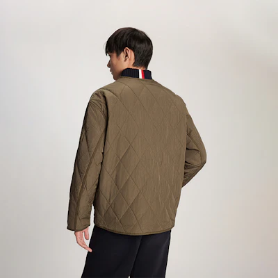 Tommy Hilfiger 輕量V領絎縫墊料外套 MW0MW33420 Purchase Tommy Hilfiger 輕量V領絎縫墊料外套 MW0MW33420