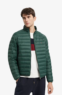 타미 힐피거 남성용 경량 레드 화이트 블루 다운 퀼팅 자켓. MW0MW28065 14