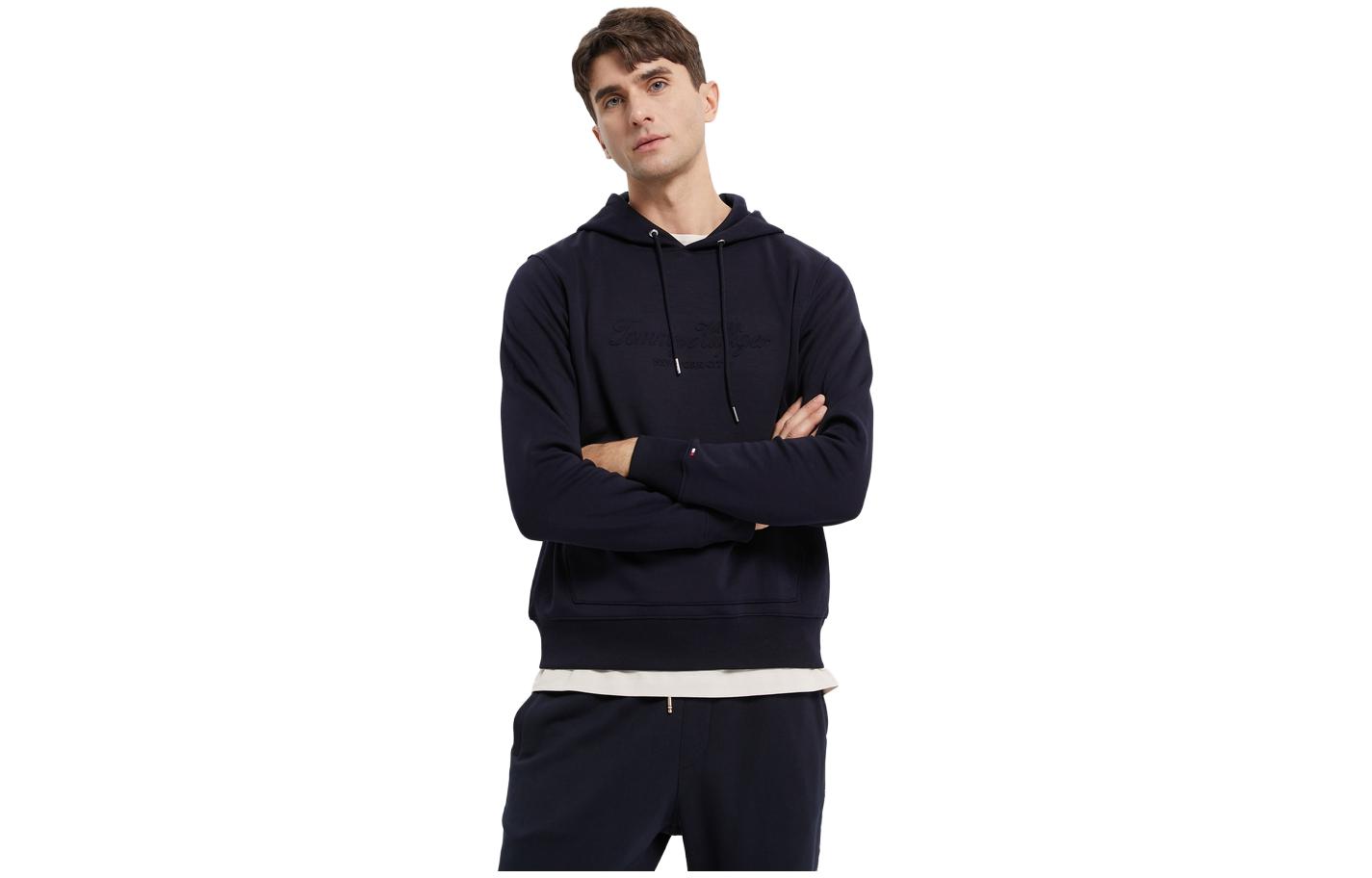 Tommy Hilfiger Navy Embossed Logo Pullover Hoodie MW0MW28734-DW5