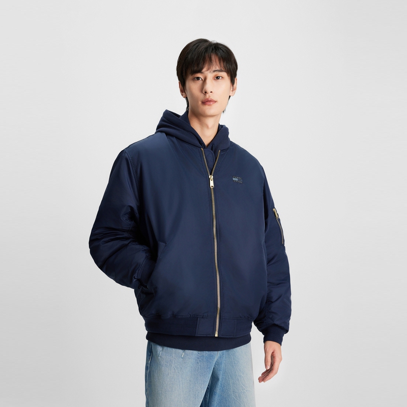 Shop Tommy Hilfiger 男女同款刺繡棒球外套 輕便休閒風 DM0DM17660