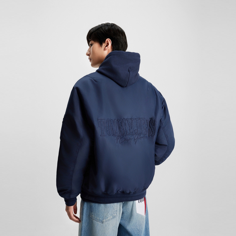 Purchase Tommy Hilfiger 男女同款刺繡棒球外套 輕便休閒風 DM0DM17660