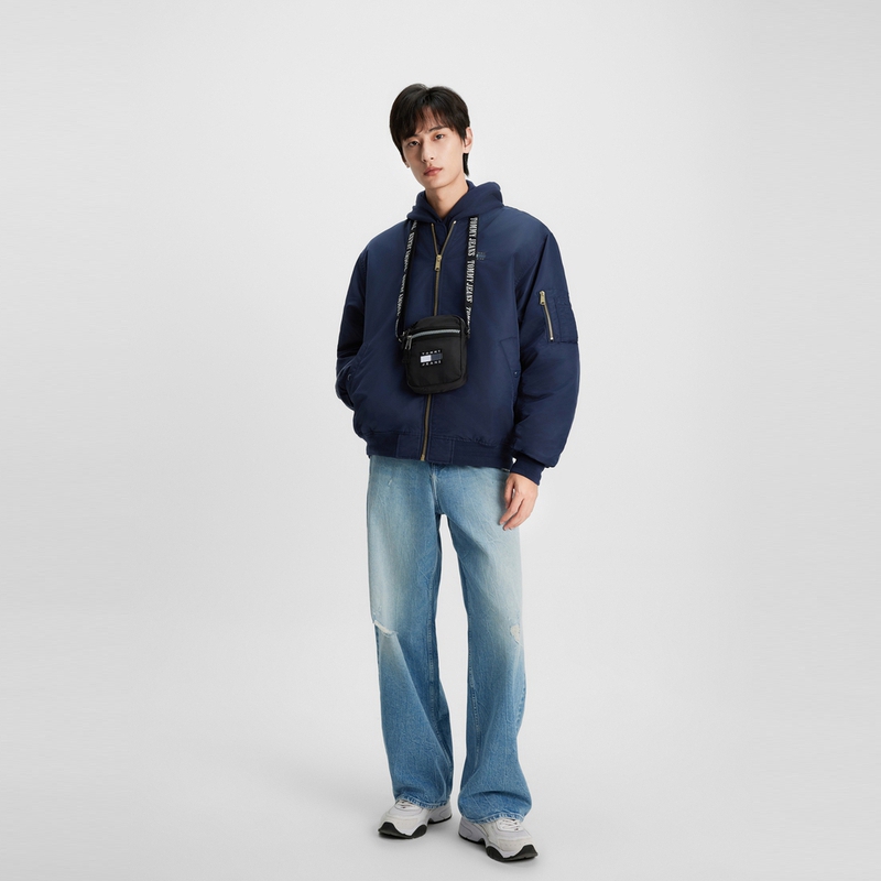 Details for Tommy Hilfiger 男女同款刺繡棒球外套 輕便休閒風 DM0DM17660