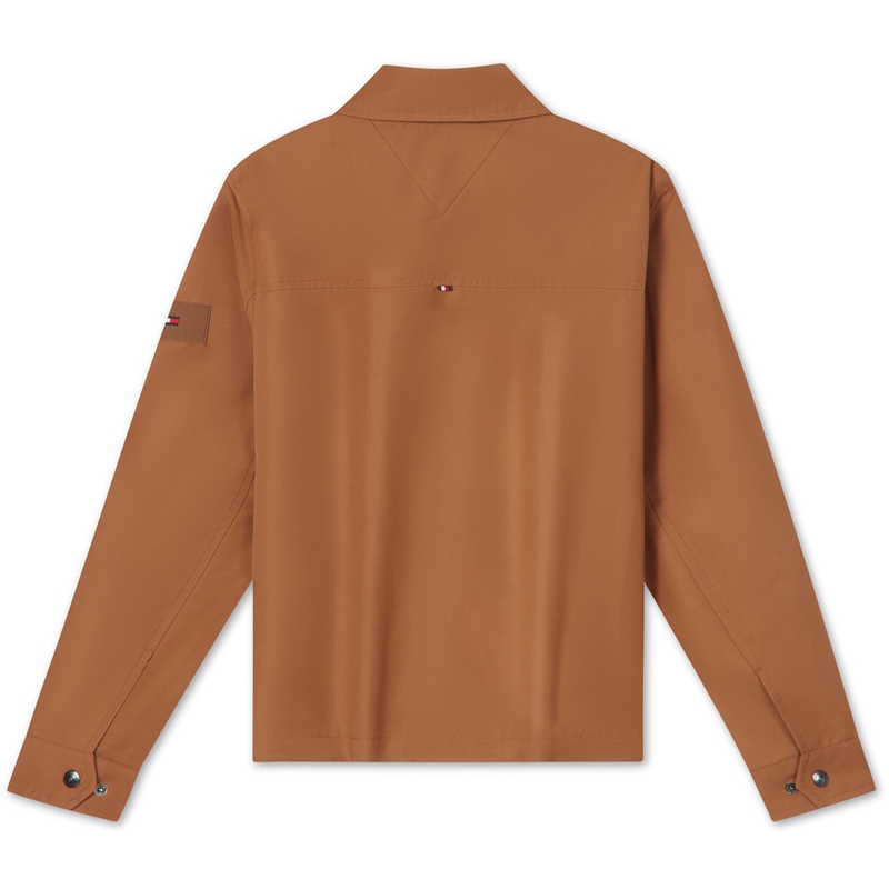 Lookbook Tommy Hilfiger 城市逃逸防風防水輕量男士戶外夾克 MW0MW35254