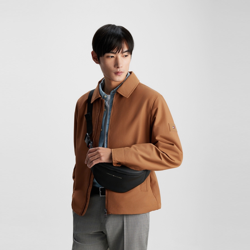 Sizing Tommy Hilfiger 城市逃逸防風防水輕量男士戶外夾克 MW0MW35254