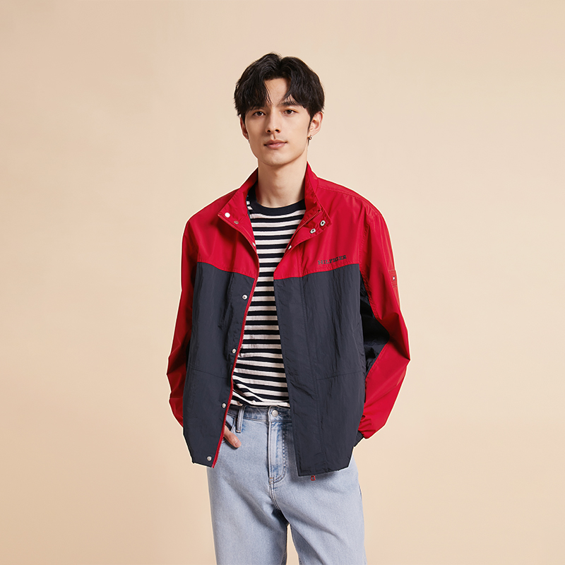 Shop Tommy Hilfiger 防水拼色Logo戶外運動外套 MW0MW31650