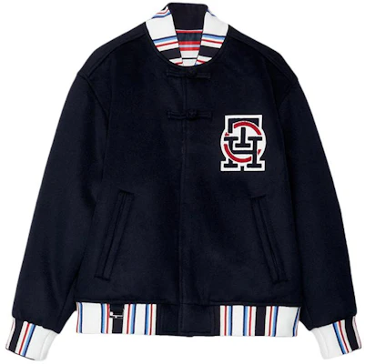 Tommy Hilfiger x CLOT SS24 Jaket Navy Unisex Warna Blok Kolar Baseball. MW0MW34794 Order Tommy Hilfiger x CLOT SS24 Jaket Navy Unisex Warna Blok Kolar Baseball. MW0MW34794