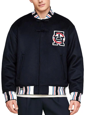 Tommy Hilfiger x CLOT SS24 Jaket Navy Unisex Warna Blok Kolar Baseball. MW0MW34794 Details for Tommy Hilfiger x CLOT SS24 Jaket Navy Unisex Warna Blok Kolar Baseball. MW0MW34794