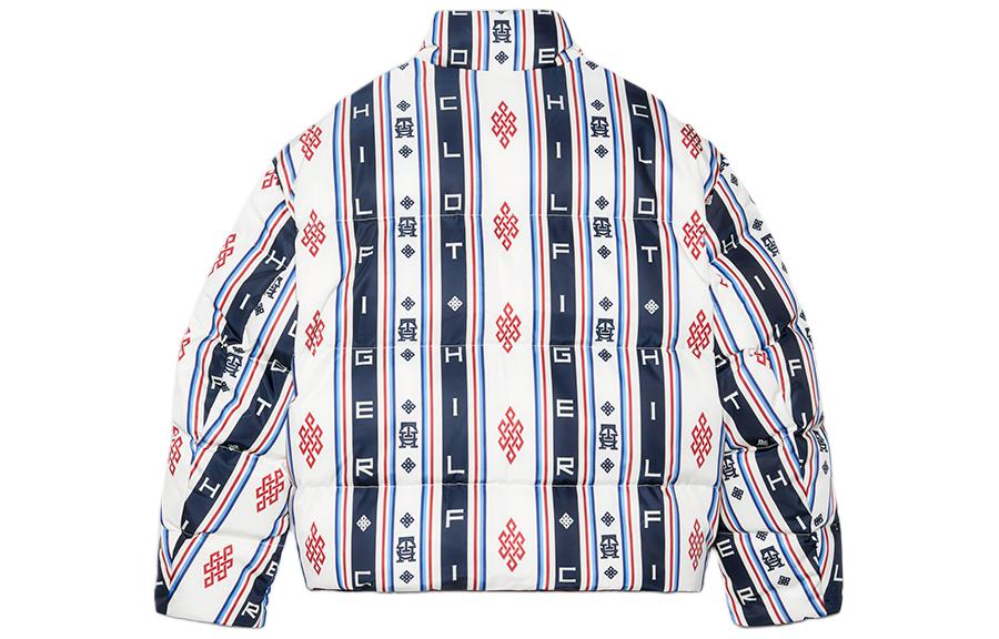 Lookbook 汤米·希尔费格 x CLOT SS24 男女同款可双面穿拼色酒红色羽绒夹克. MW0MW34797-0K4