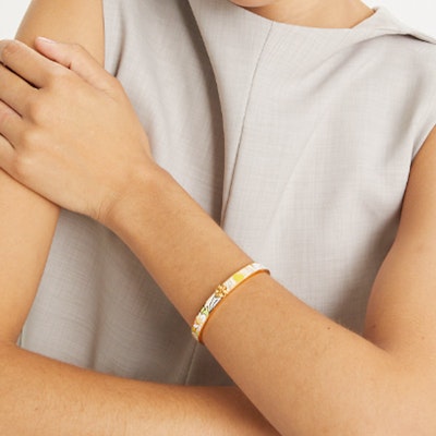 Tory Burch 金色鍍層琺瑯水鑽手鍊 情侶款式 男女適用 149741_961 Shop Tory Burch 金色鍍層琺瑯水鑽手鍊 情侶款式 男女適用 149741_961