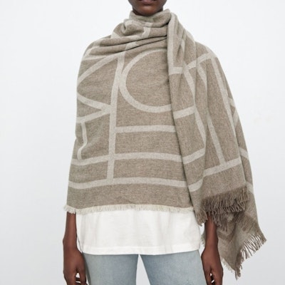 TOTEME Como 煙草棕色羊毛圍巾 男女同款 情侶風格 圖案設計. 193854802895 Purchase TOTEME Como 煙草棕色羊毛圍巾 男女同款 情侶風格 圖案設計. 193854802895