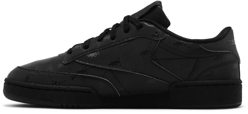 Très Rasché x Reebok Club C 85 MU 'Triple Negro' FW8452 Lookbook Très Rasché x Reebok Club C 85 MU 'Triple Negro' FW8452