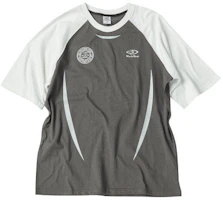 TRAVEL Curved Line Raglan Short Sleeve Tee Charcoal TRTHSURS68UC5 TRAVEL Curved Line Raglan Short Sleeve Tee Charcoal TRTHSURS68UC5