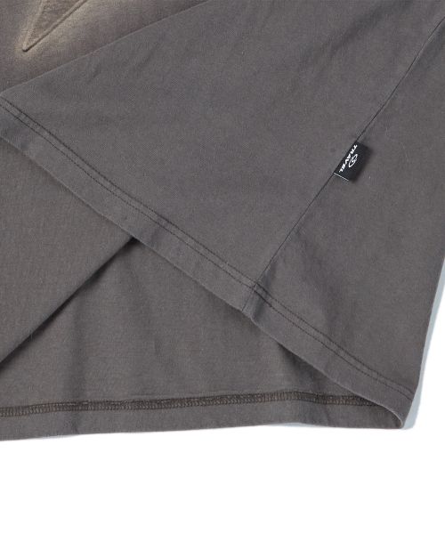 Purchase Travel Embo Star Long Sleeve Charcoal TRTVSSRL31UC5