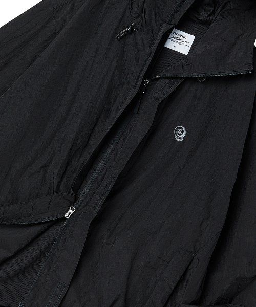 Sizing TRAVEL GOOPH Black Hooded Windbreaker TRTTSSWB04UC6