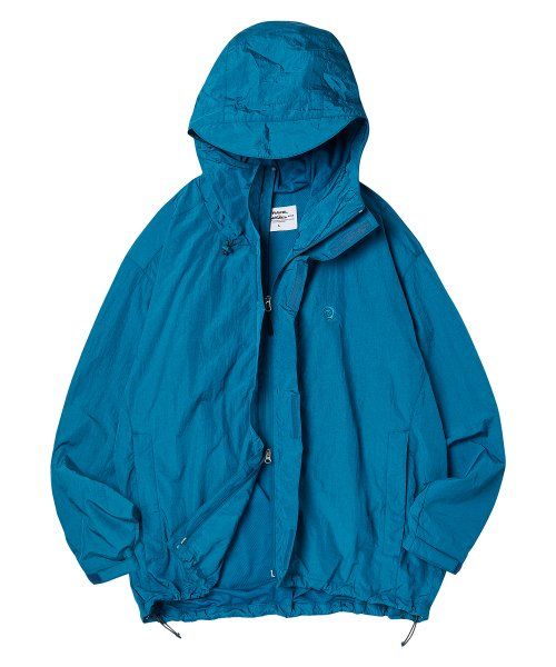 Lookbook TRAVEL GOOPHOOD Windbreaker Sapphire Blue TRTTSSWB04UB5