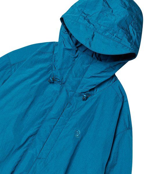 Shop TRAVEL GOOPHOOD Windbreaker Sapphire Blue TRTTSSWB04UB5