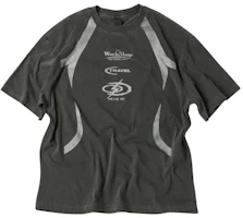 TRAVEL Logo Lineup Pigment Black Charcoal Short Sleeve T-Shirt TRTHSURS76UC5 TRAVEL Logo Lineup Pigment Black Charcoal Short Sleeve T-Shirt TRTHSURS76UC5