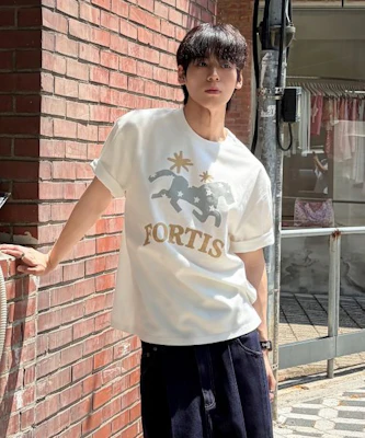 TRAVEL Pony Pigment Short Sleeve Tee Cream TRTXSURS175UI4 Buy TRAVEL Pony Pigment Short Sleeve Tee Cream TRTXSURS175UI4