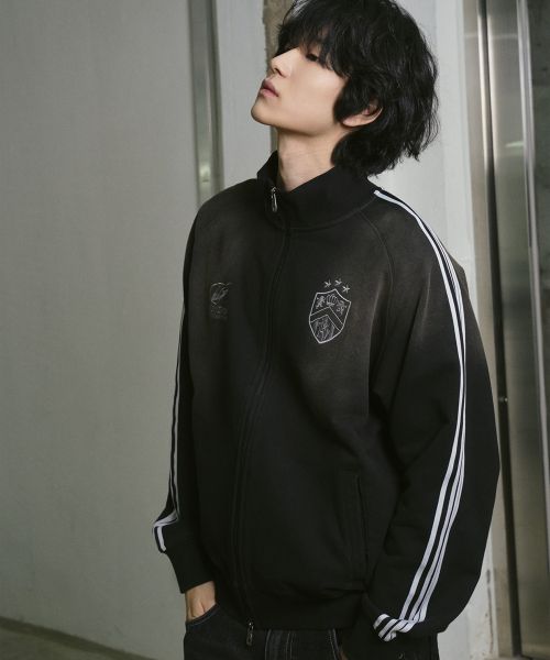 Lookbook 트래블 빈티지 워싱 스웻 트랙 자켓 블랙 TRTXSSJK30UC6