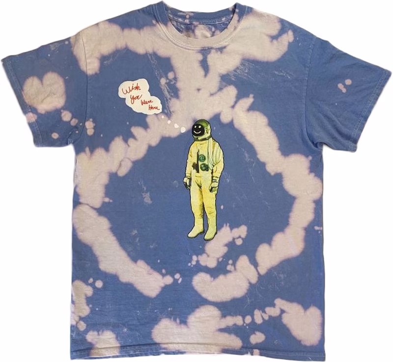 travis-scott-astroworld-tour-astronaut-tee-tie-dye