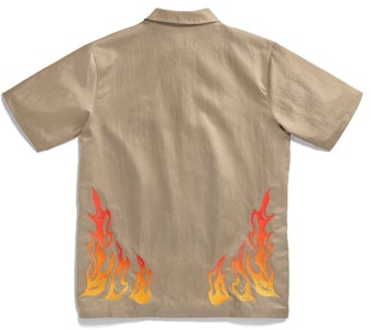 Travis Scott Cactus Jack x Jordan 卡其色/大學紅鈕扣襯衫 Order Travis Scott Cactus Jack x Jordan 卡其色/大學紅鈕扣襯衫