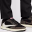 Order Travis Scott x Air Jordan 1 Low 'Mocha' en Español. CQ4277-001
