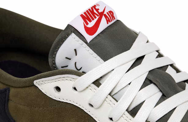 Travis Scott x Air Jordan Air 1 Low OG SP 'Olive' DM7866-200 3