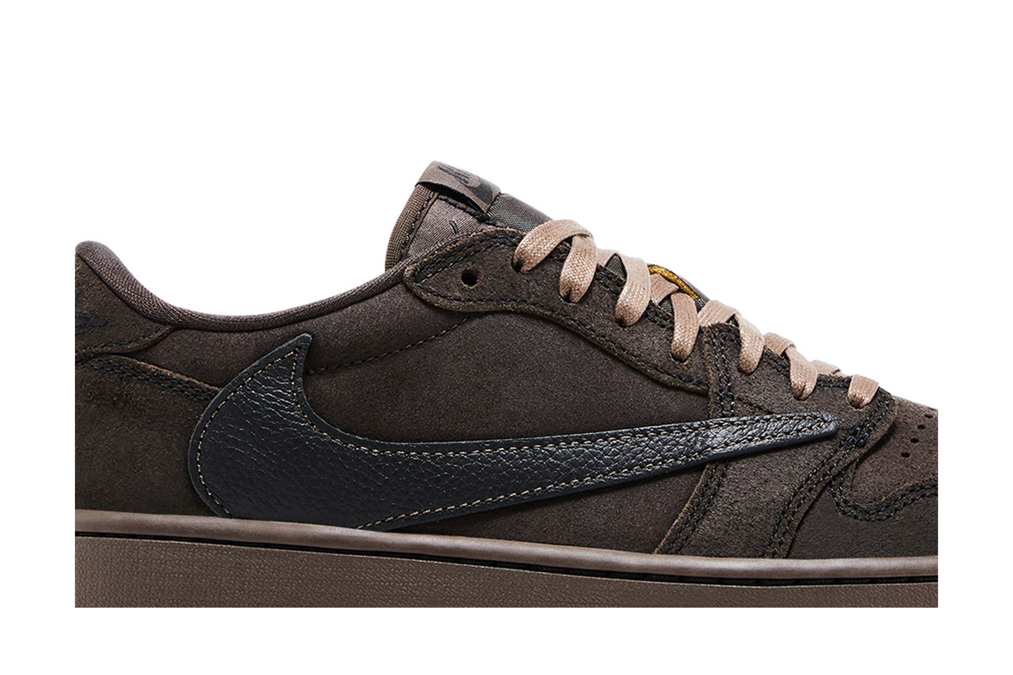 Shop Travis Scott x Air Jordan Air 1 Low OG SP '天鵝絨棕' DM7866-202