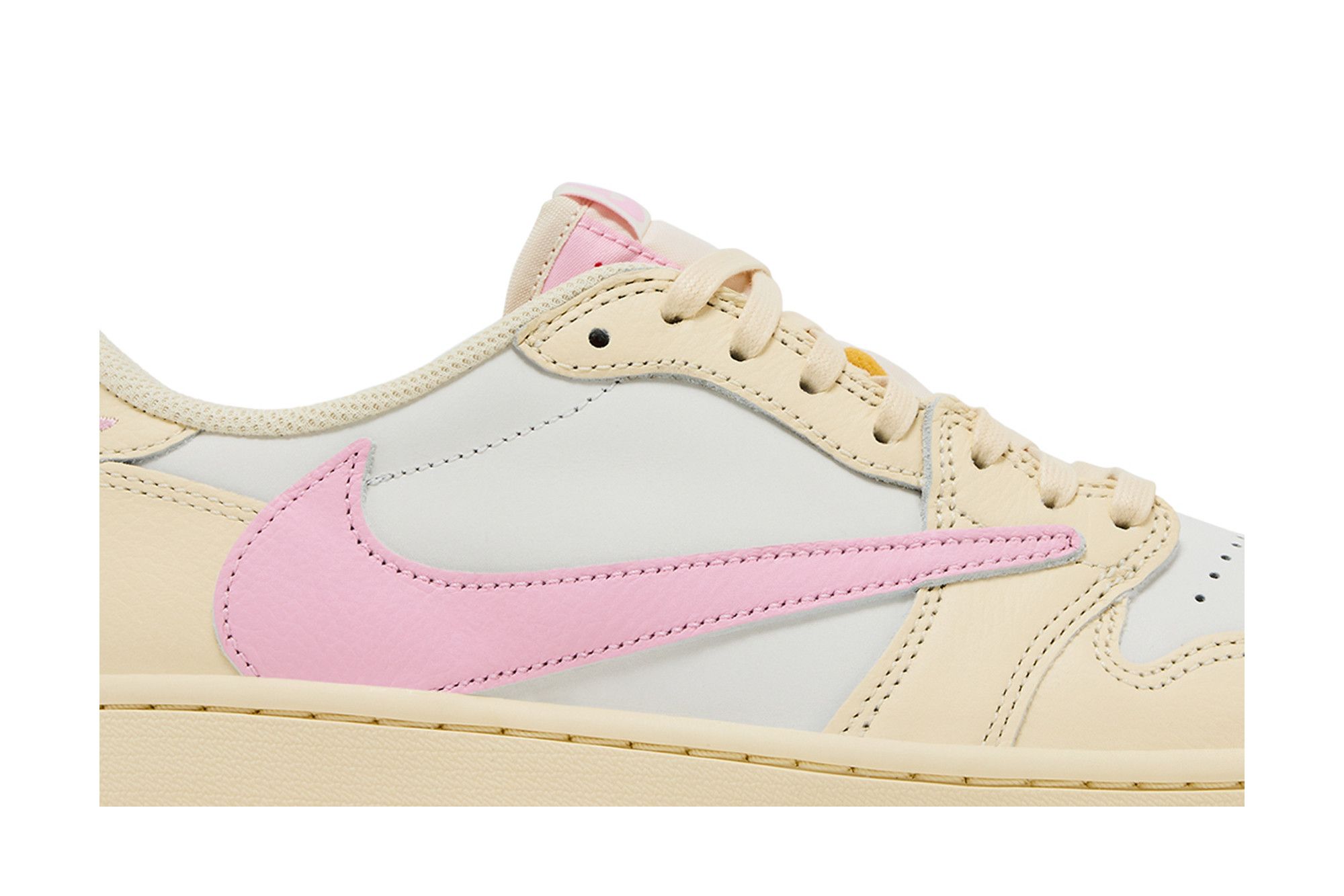 Order Travis Scott x Air Jordan 1 Retro Low OG ''Muslin Pink'' Sepatu Sneakers IQ7604-100